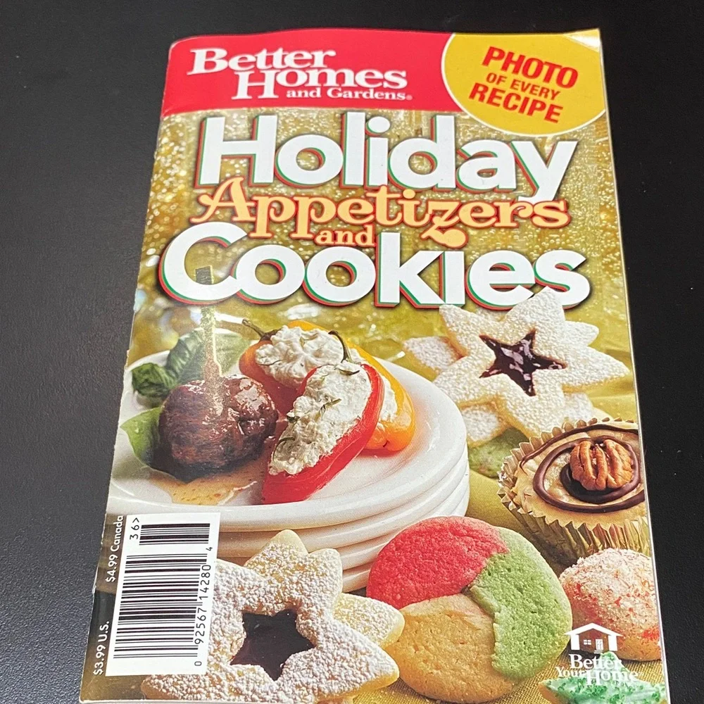 Collection of 5 Holiday and Cookie magazine CookBooks